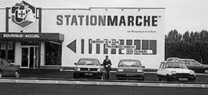 Enseigne Station Marche en 1982